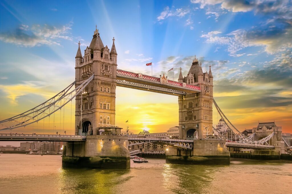 tower bridge, nature, london-6273431.jpg